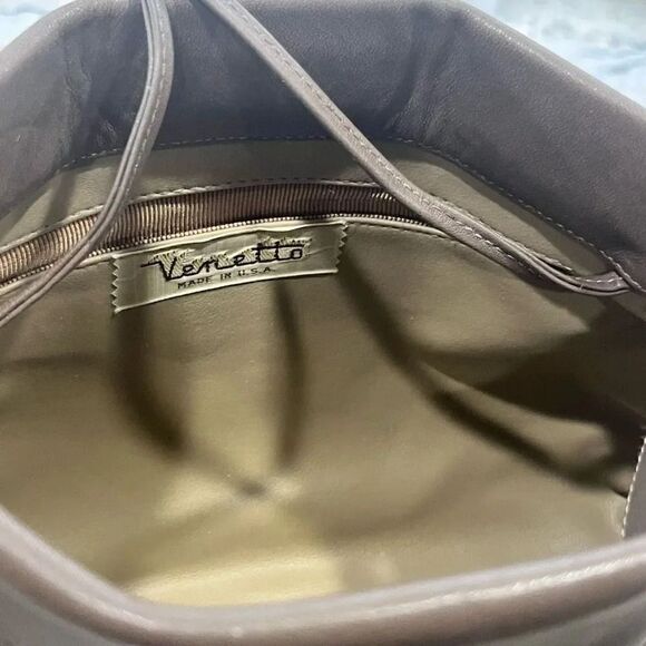 Venetto Vintage Brown Leather Hinge Purse With Strap Convertible Purse - Picture 2 of 3